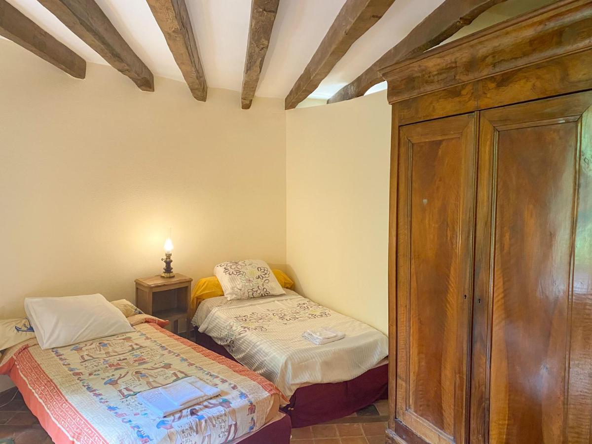 Chateau De Montaupin Bed and breakfast *