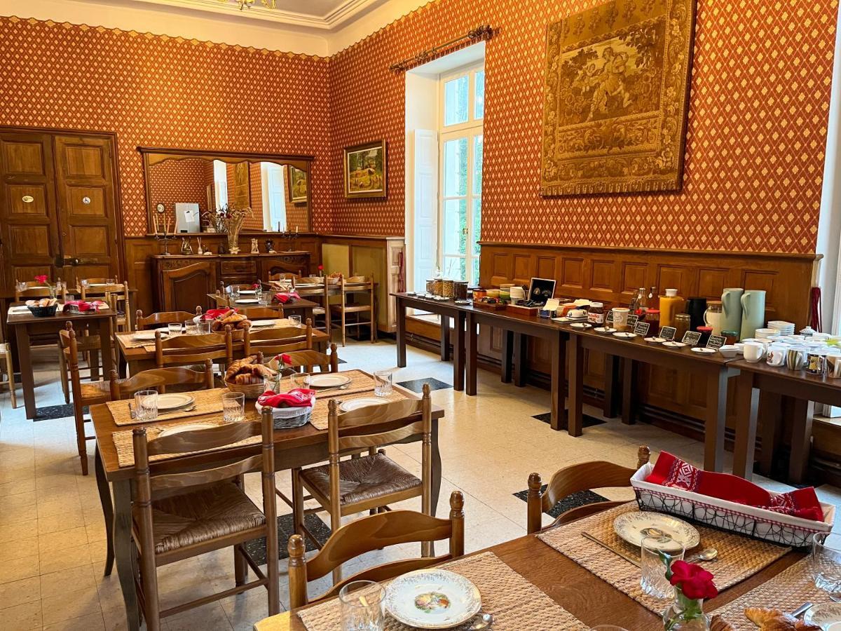 Chateau De Montaupin Bed & Breakfast *