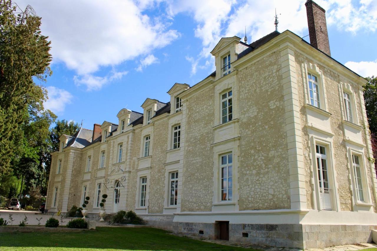 Chateau De Montaupin Bed & Breakfast Oize