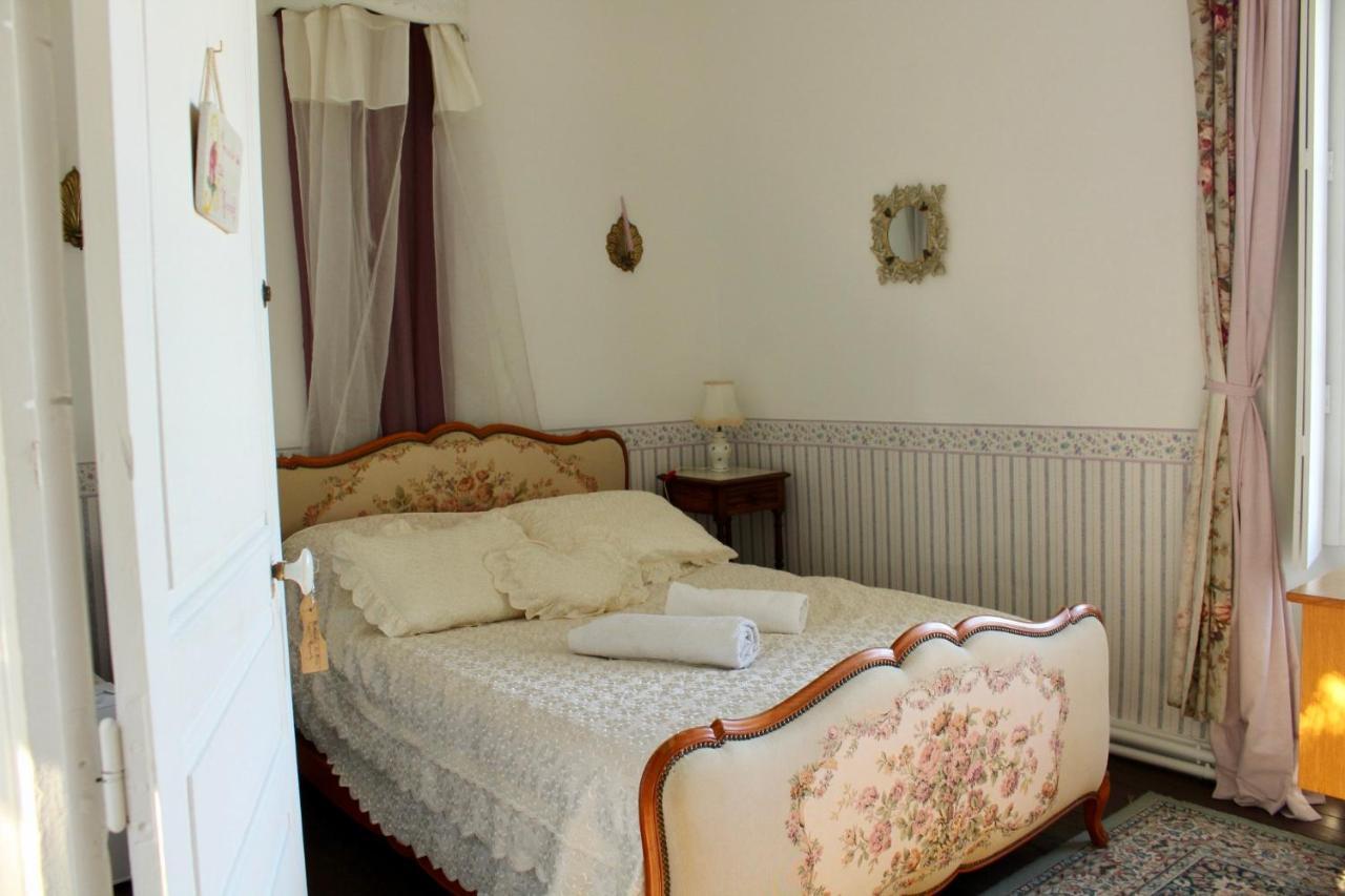 Bed & Breakfast Chateau De Montaupin Oize