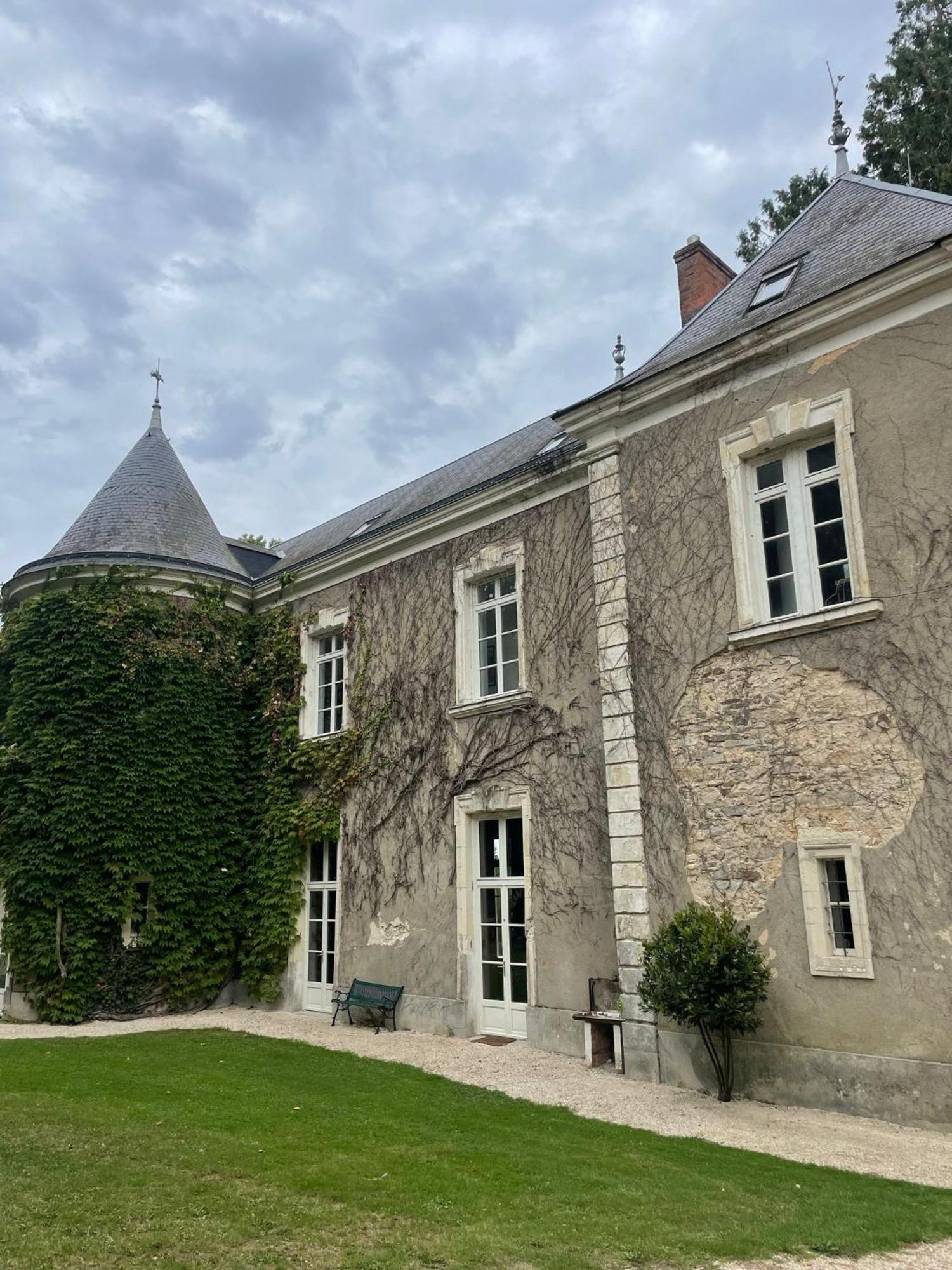 Chateau De Montaupin * Oizé