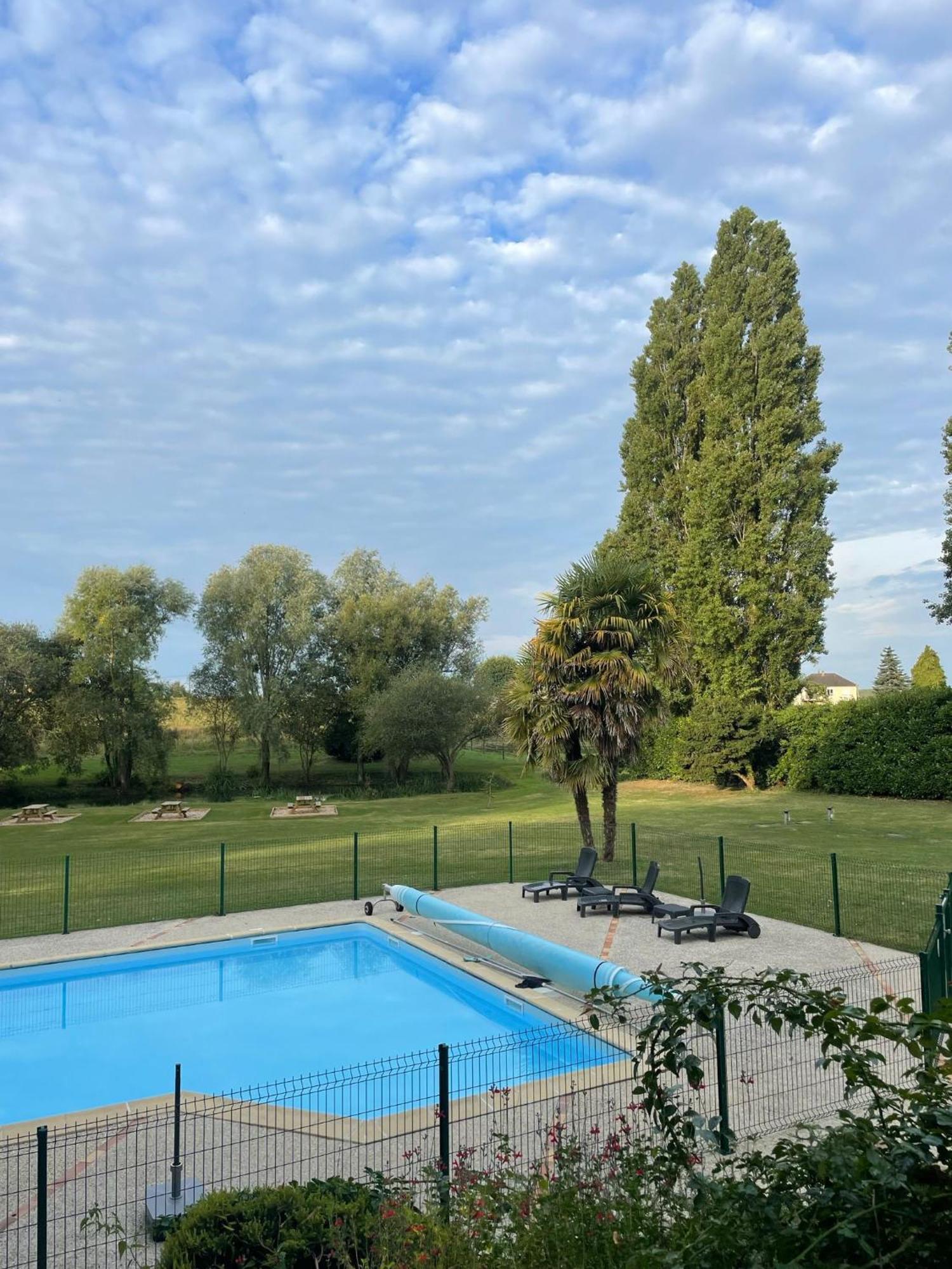 Chateau De Montaupin